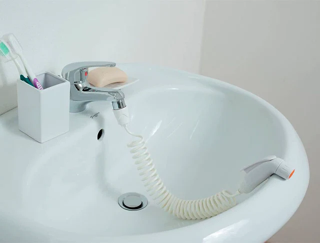 Ducha Teléfono Portátil para WC  | Higiene Íntima Unisex - Image 5