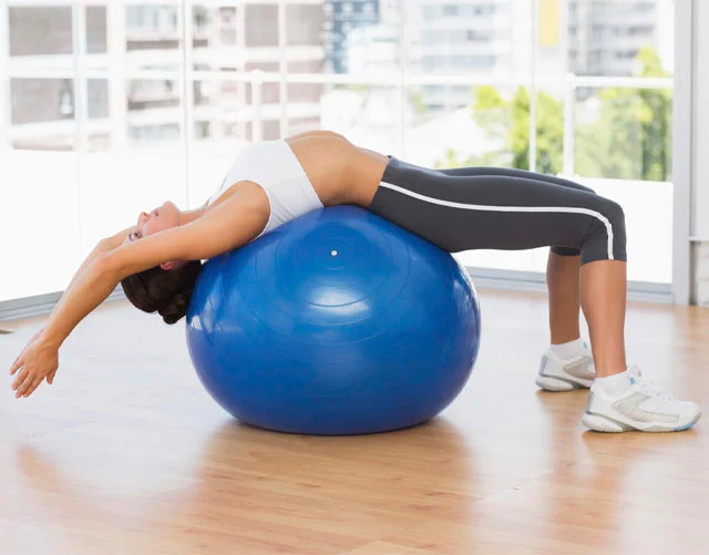 Pelota de Pilates y Yoga 25 cm | Flexible y Cómoda - Image 4
