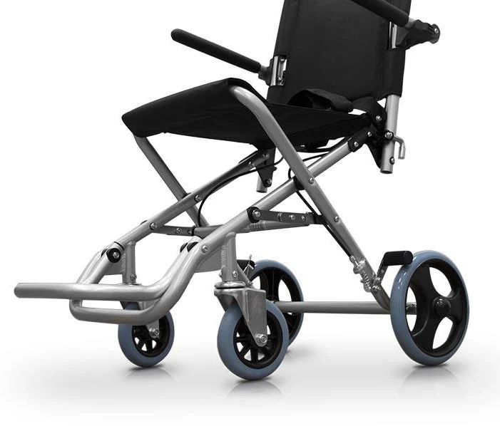 Silla de Ruedas de Aluminio con Frenos Extra plegable | Uso Doméstico - Image 2