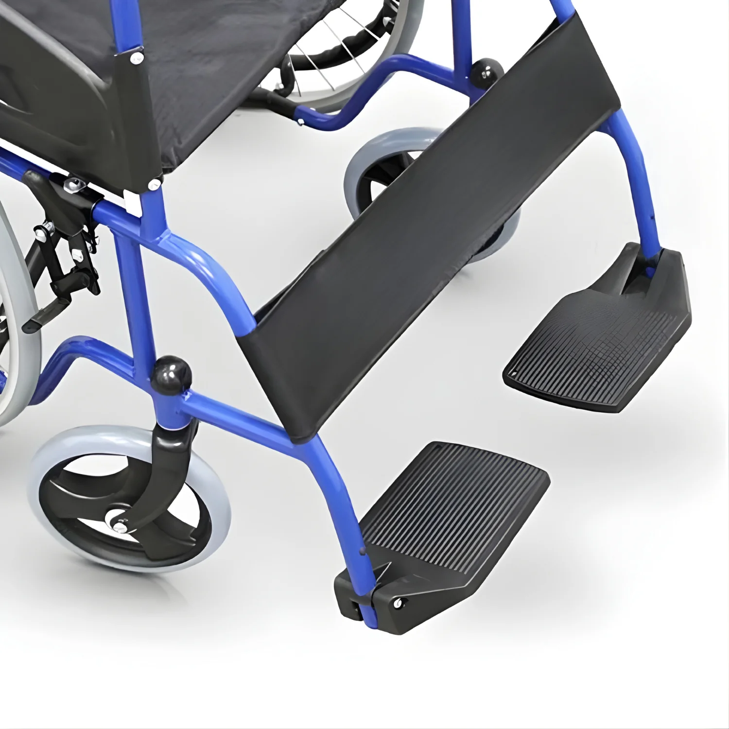 Silla de Ruedas Plegable Basic | Movilidad Reducida - Image 4